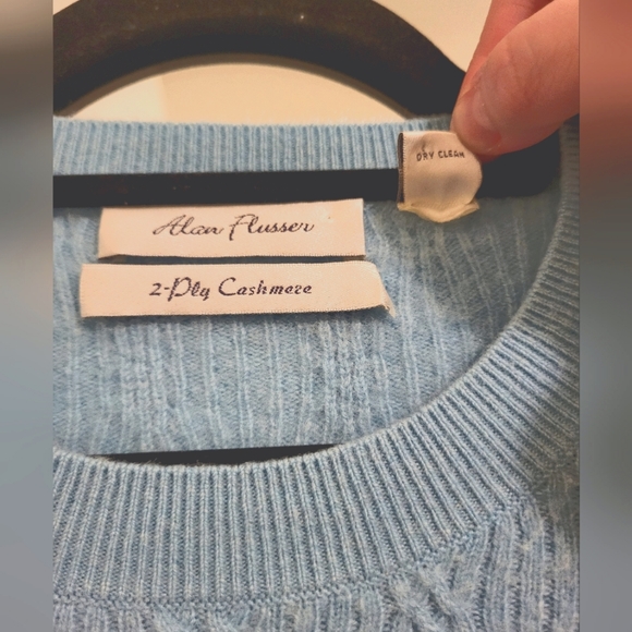 Vintage Baby Blue 100% Cashmere Sweater by Alan Flusser - Picture 4 of 7